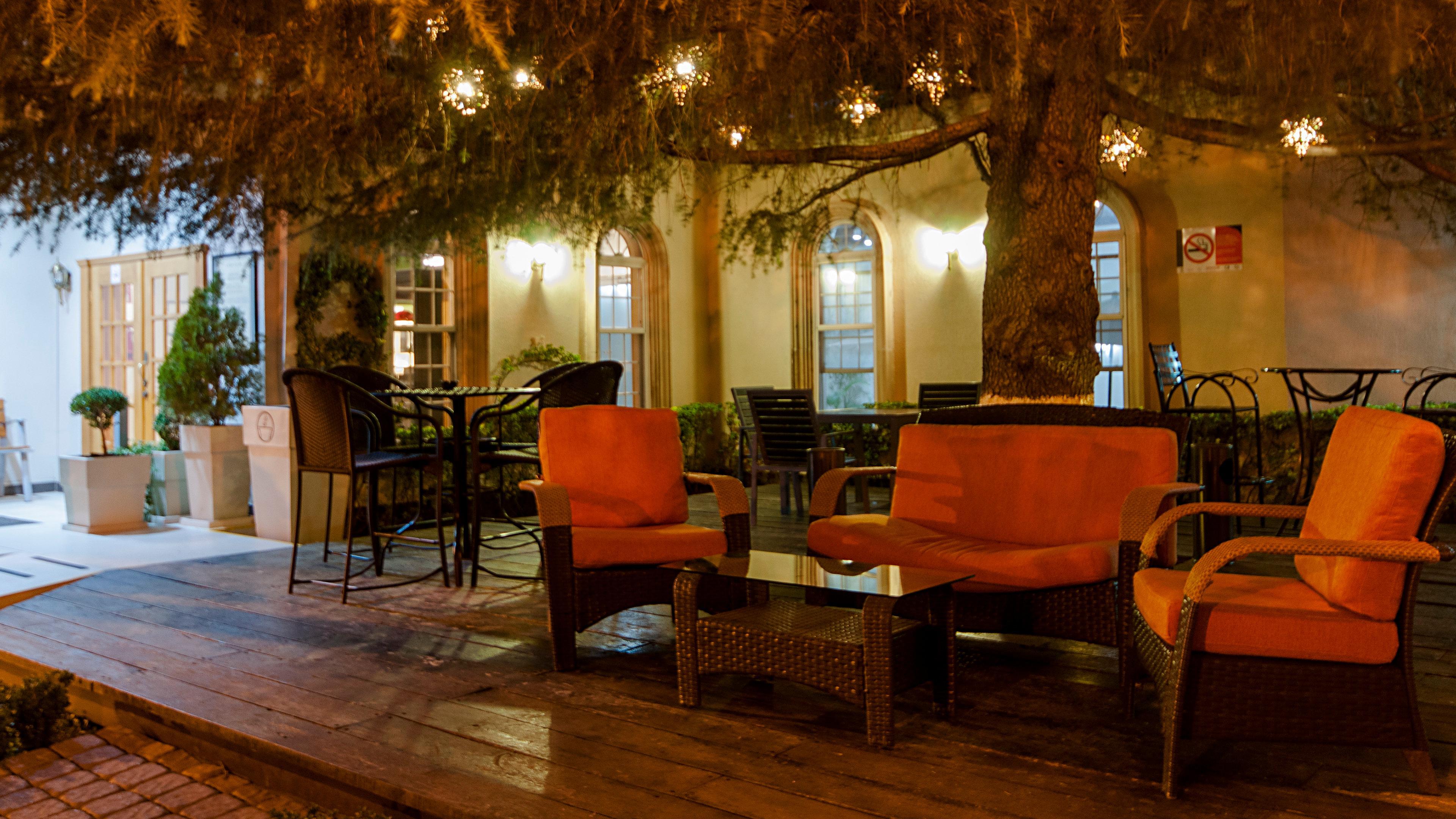 Holiday Inn Hotel & Suites Chihuahua By Ihg Eksteriør bilde