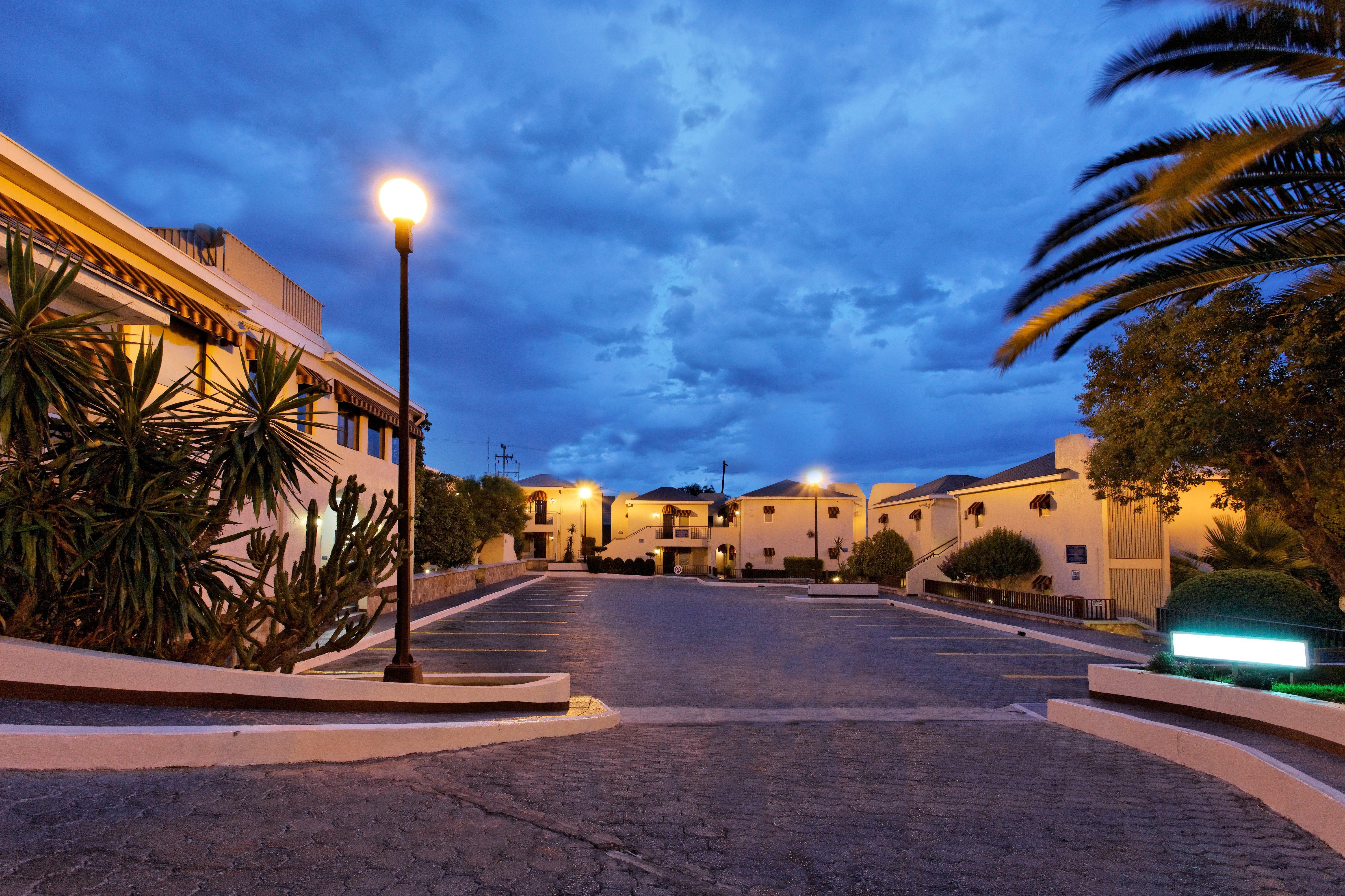 Holiday Inn & Suites Chihuahua Expo By Ihg Eksteriør bilde