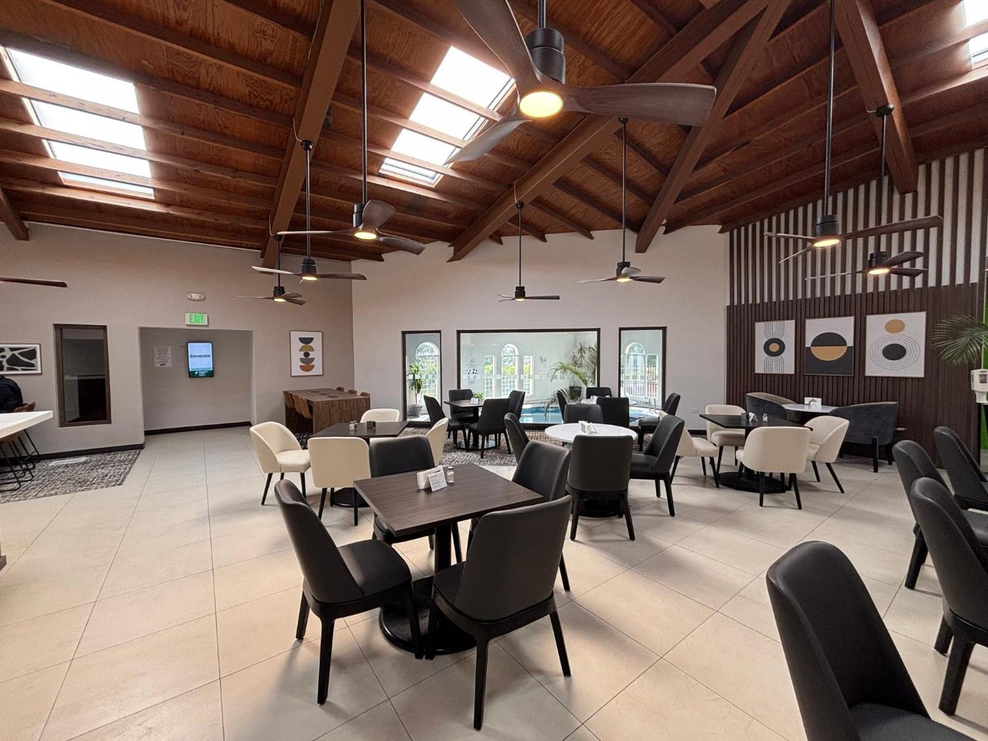 Holiday Inn Hotel & Suites Chihuahua By Ihg Eksteriør bilde