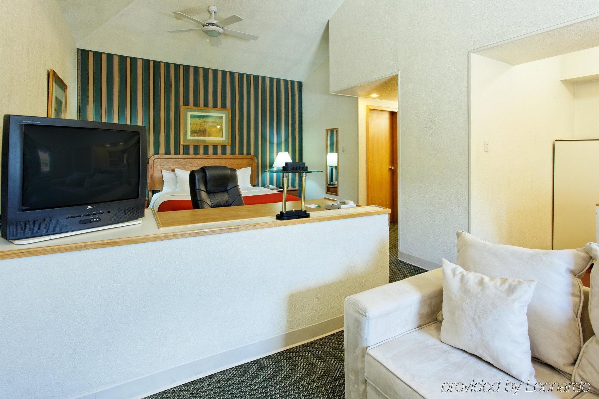 Holiday Inn Hotel & Suites Chihuahua By Ihg Rom bilde
